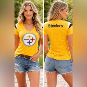 Nike women’s Yellow Pittsburgh Steelers Logo V-Neck T-Shirt Size M
